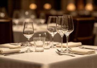 Elegant fine dining table setting at Al Manzil